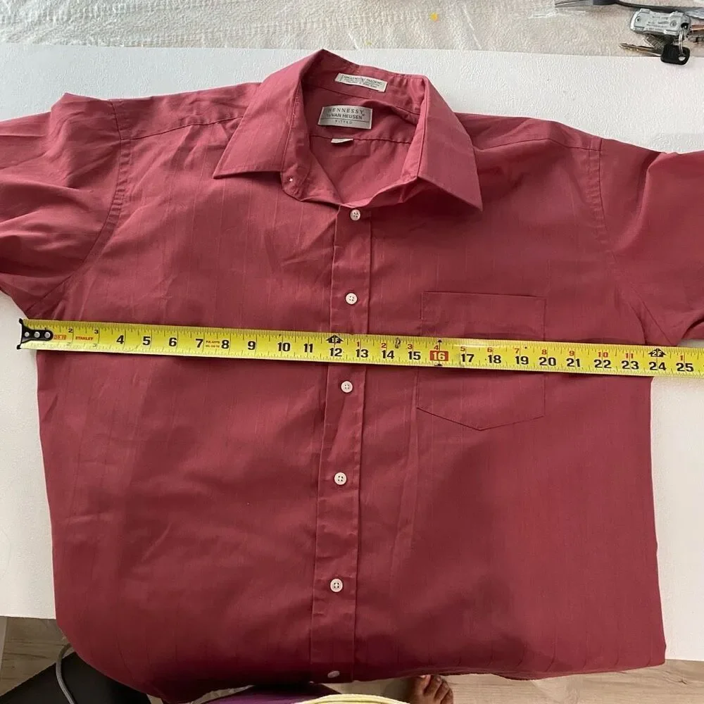 Vintage Hennessy by Van Heusen Fitted Button-Up Shirt 17.5 | Rust Red Half Sleev